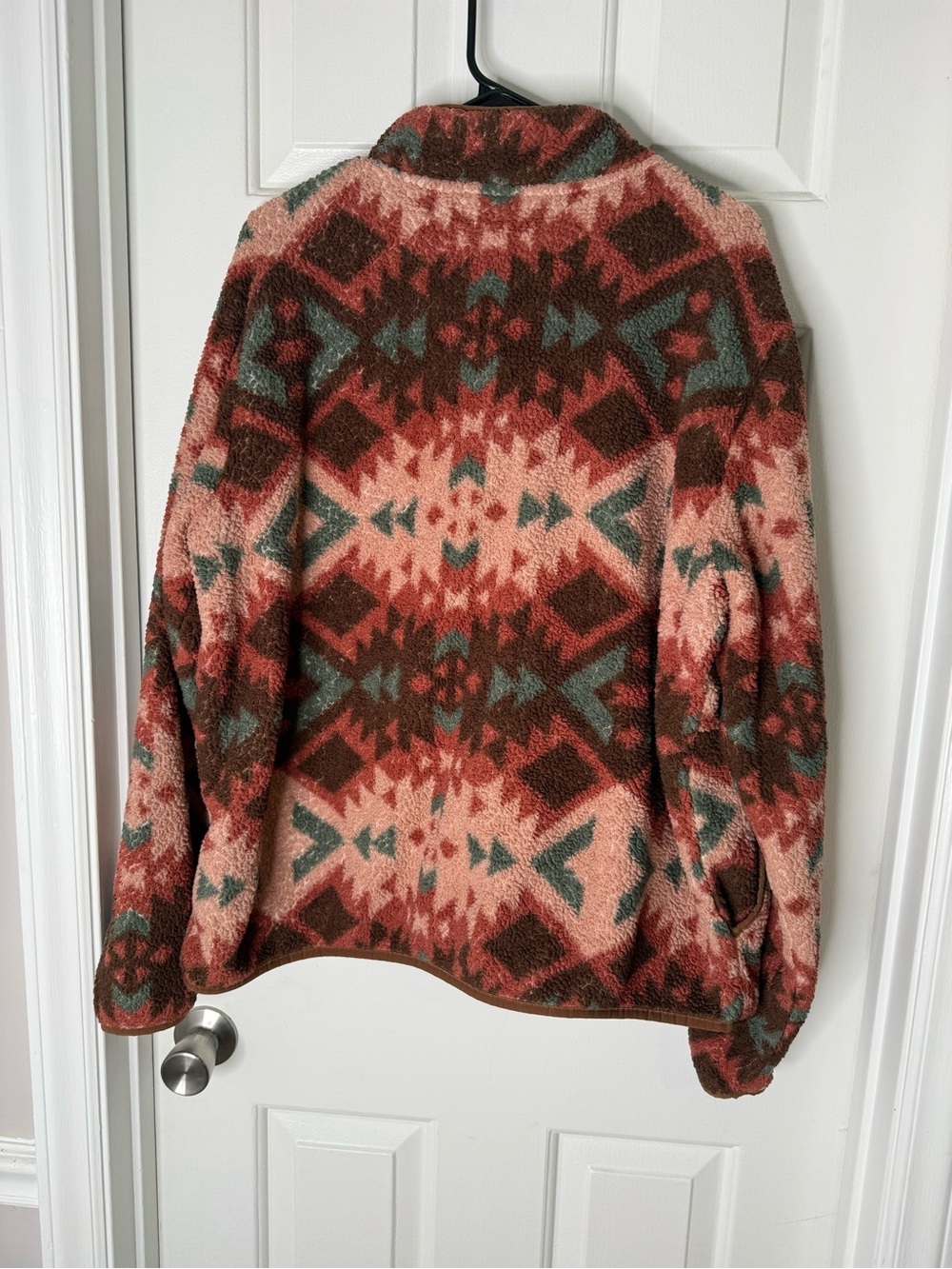 Ariat Sherpa Pullover with Aztec-Style Pattern in Pink, Rust, Green - Picture 6 of 6
